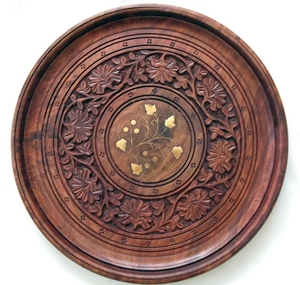 Round Wooden Trays